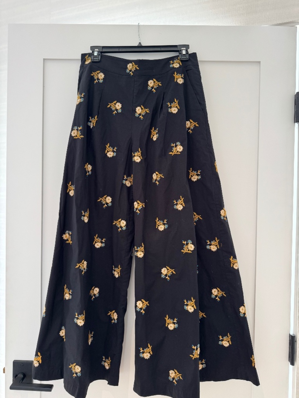 Veronica Beard Mazum Pants - Black Floral - 6
